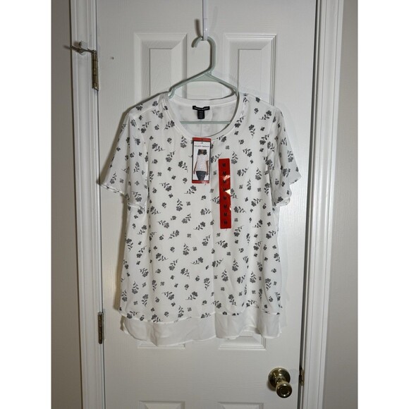 Hilary Radley Tops - Hilary Radley Floral Layered Top Cottagecore Romantic White Black Women’s M